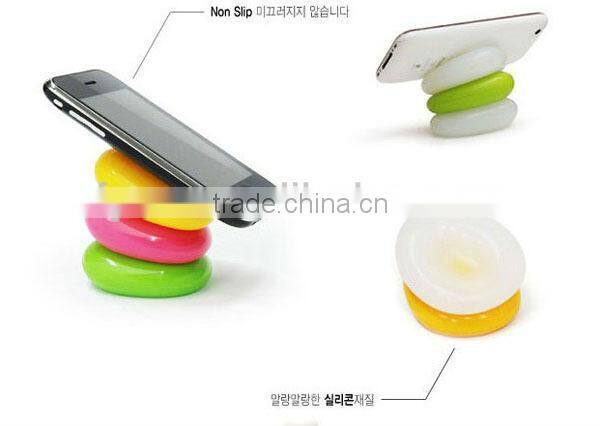 desktop cell phone holder for mobile phone