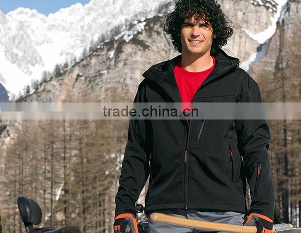 Windproof wateproof & breathable softshell jacket for man