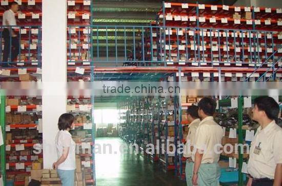 Typical GC0303CQ Edge cutter lockstitch industrial sewing machine with top and bottom