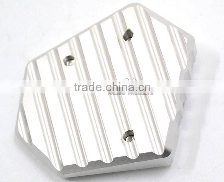 BJ-SSE-YA004 6061 Aftermarket CNC Aluminum Motorcycle Kickstand Pad for Yamaha MT09 2014-2015
