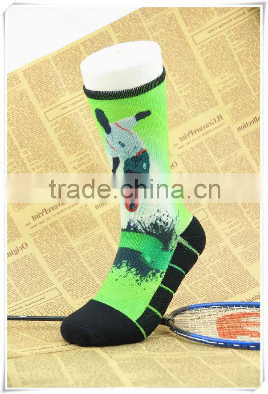 Durable foot men tube sock with excellent Snagging Resistance
