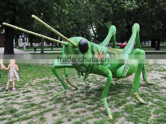 Giant outdoor Equipment Insects Fiberglass Sculpture Grasshopper Sculpture