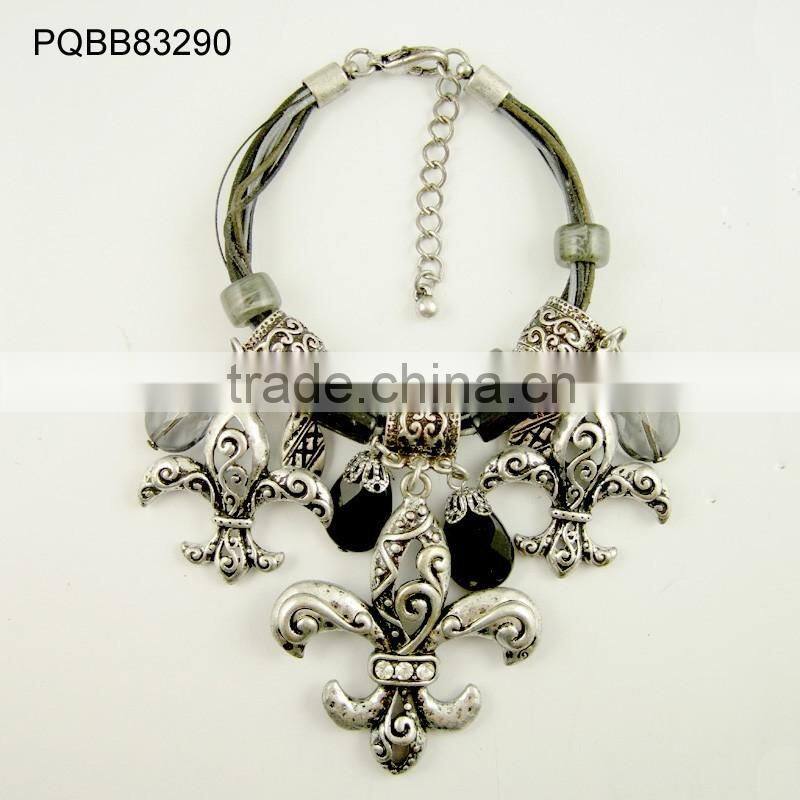 Newest design fashion popular vintage silver fleur de lis lily bracelet