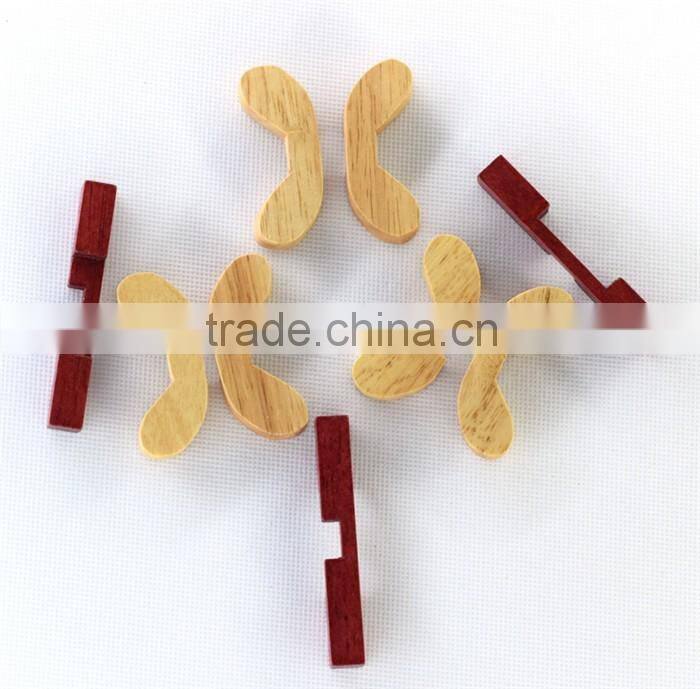 Amazing challenging brain trainning wooden construction puzzle