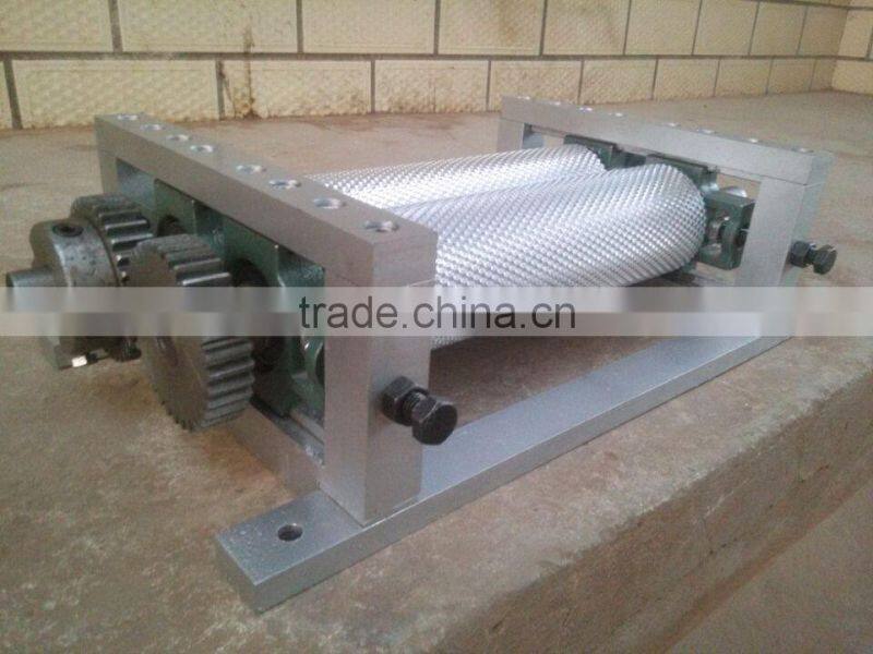 making beeswax foundation/beeswax foundation embosser