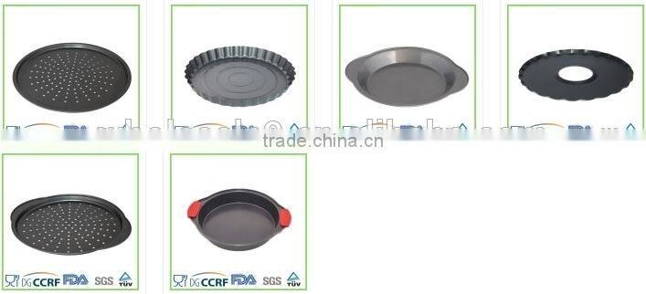 carbon steel hole pizza pan in round shape/pizza tray/bakeware