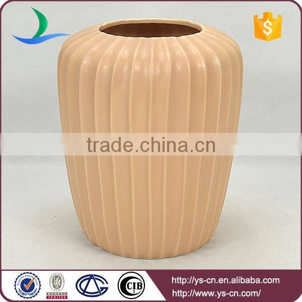 Modern Ceramic Orange Flower Vase for Decoration