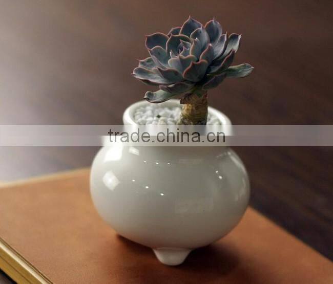2016 new design small glazed chinese ceramic white flower pot