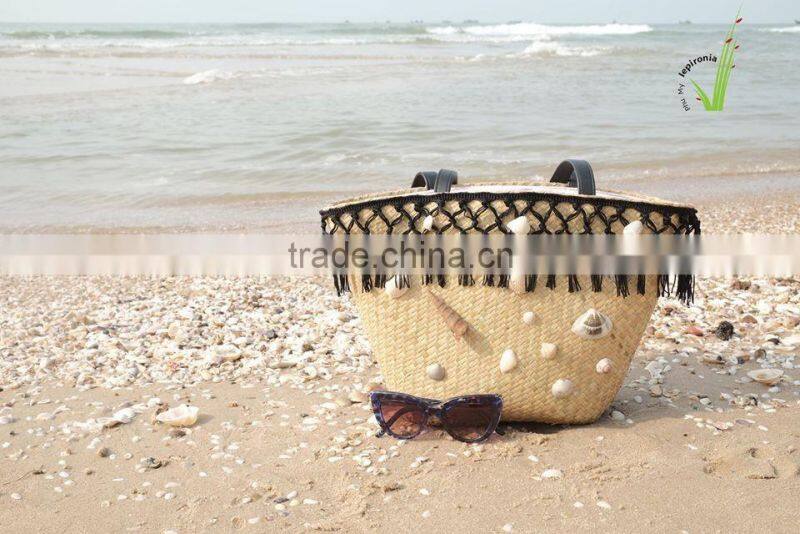 Straw beach bag/ beach tote bag/Pompom beach bag, nice decoration