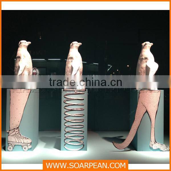 Visual merchandising props fiberglass penguin sculpture with dislay stand