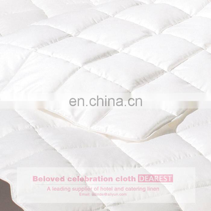 white elegant cotton down quilt feather quilt Duvet