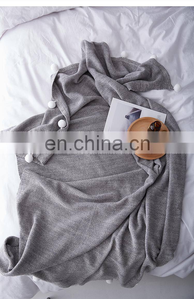RAWHOUSE new design gray 100% cotton throw knitted pom pom blanket in stock