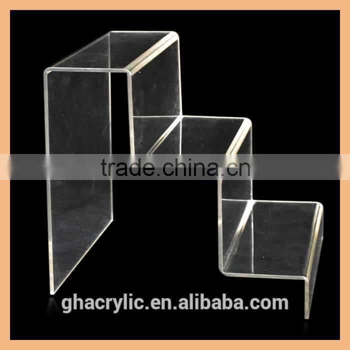 U002, Classic design ladder type display rack