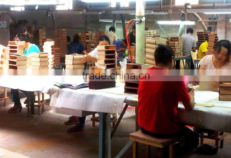 OEM/ODM Wooden gift boxes for metal corkscrew HCGB8071