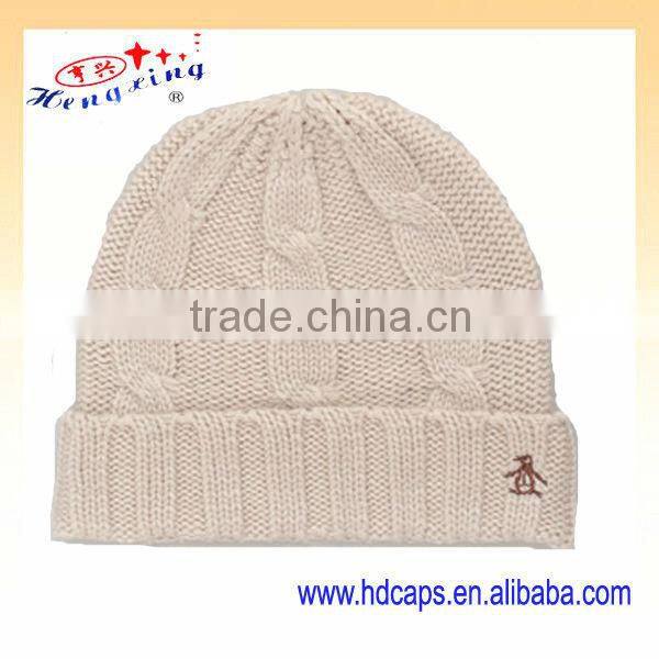 puff embroidered beanie hat knitting pattern