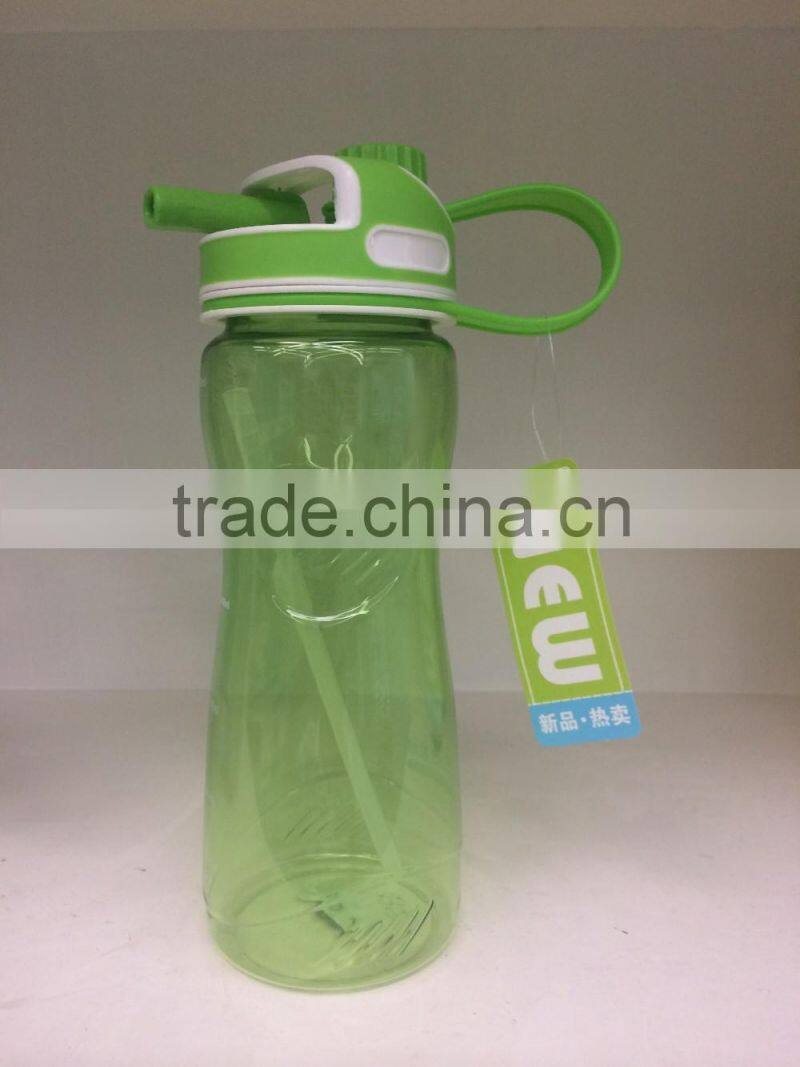 Portable plastic water bottle sports bottle with straw