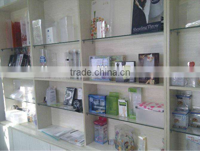 Custom plastic cosmetic packaging box