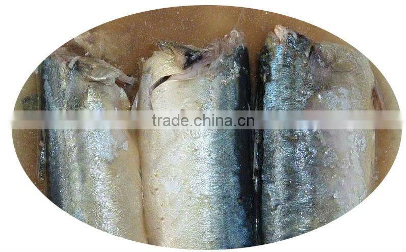 Horse mackerel canned in vegetable oil and mackerel in brine