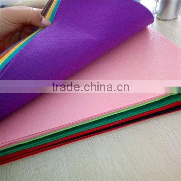 Polyester fiber felt