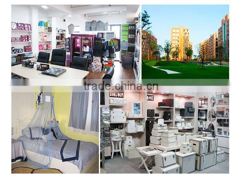 2015 Crocodile PU Leather Travel Case and Lock Organizer