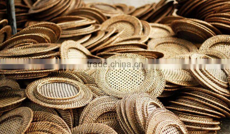 Rattan charger round plate