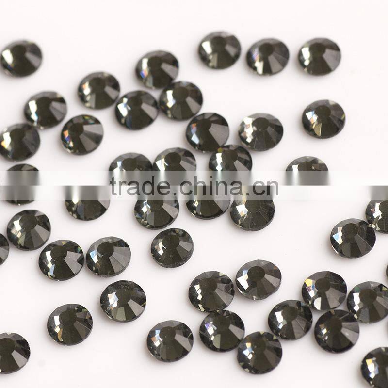 Remarkble wholesale strass hotfix rhinestones for decoration