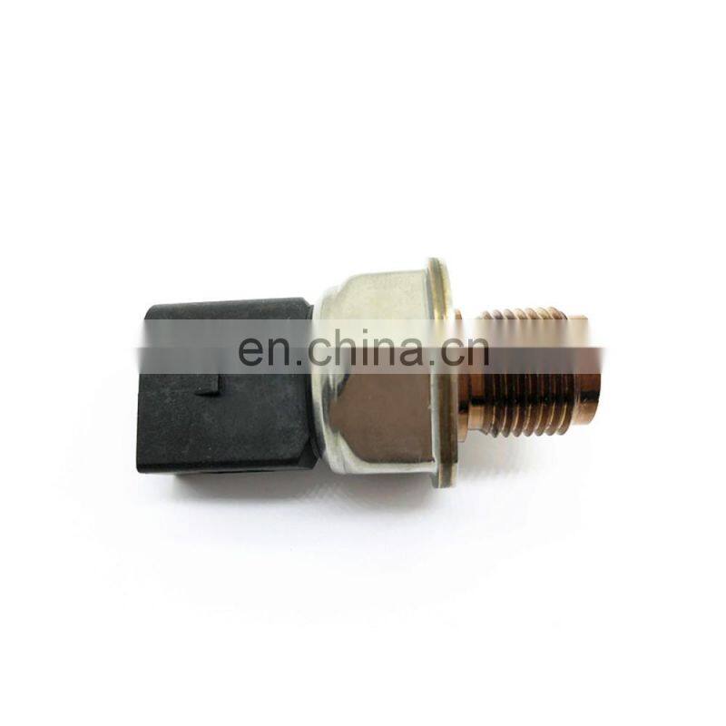 Fuel Rail Fuel Pressure Sensor OEM 85PP28-02 05A906051 55PP28-01