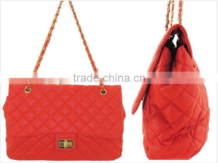Supply quilted leather chain bag