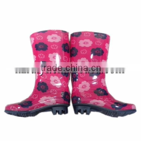 women flower print knee high boots wear-resistant PVC overshoes cheap OEM rain shoes
