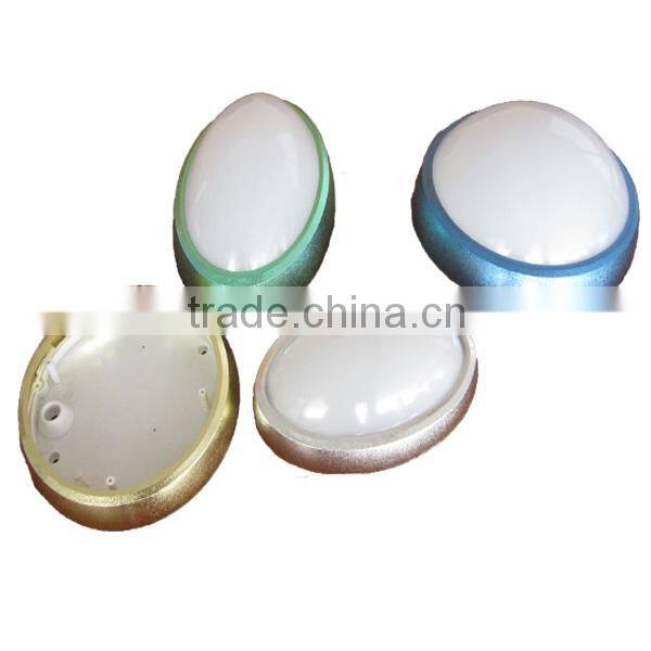 Wall light with battery