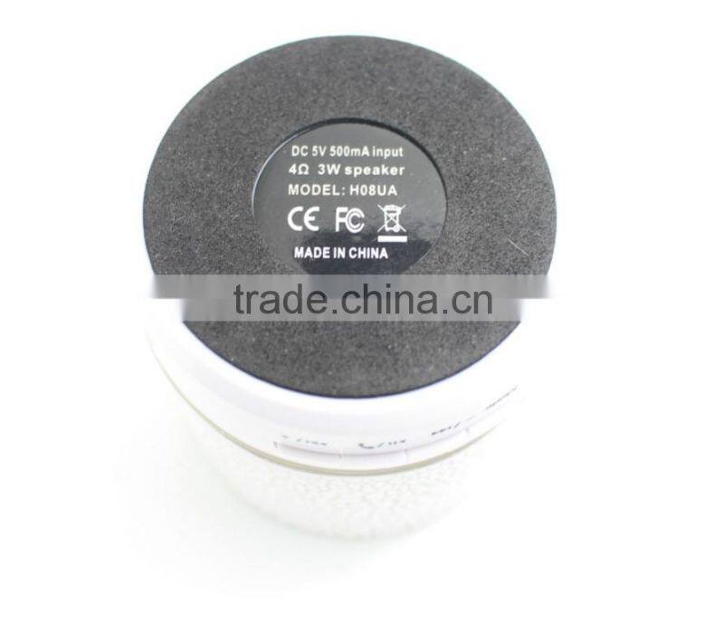 2016 Portable Mini Bluetooth Speaker With Fm Radio/Flash Light