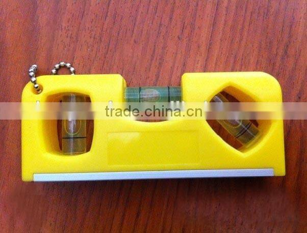 KC-37208 Plastic cheap mini gift keychain spirit level with magnetic