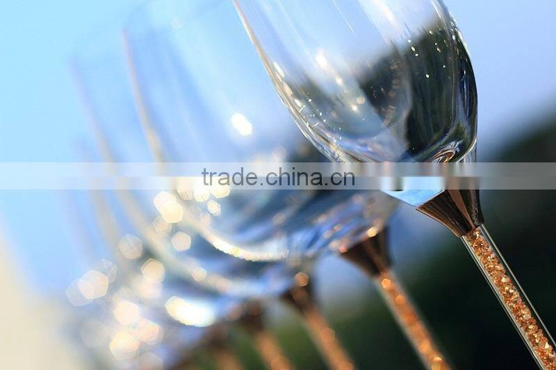 high quality new fashion and unique toasting wine glasses gold crystal stem martini or whisky glass love gift drinking glass cup