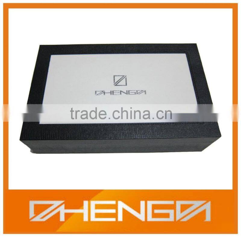 High Quality Customized Made-in-China Purple Silk Perfume Box for Sale(ZDW13-F025)