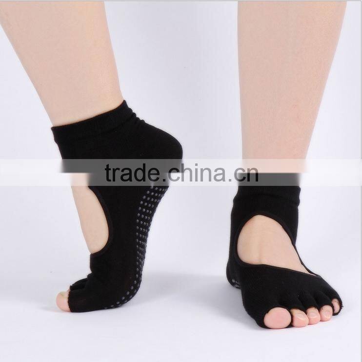 Yoga Pilates Breathable Grip Cotton toe less socks