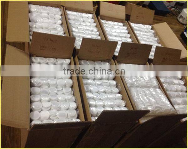 Round White Makeup Latex Free 70*25 Powder Puff