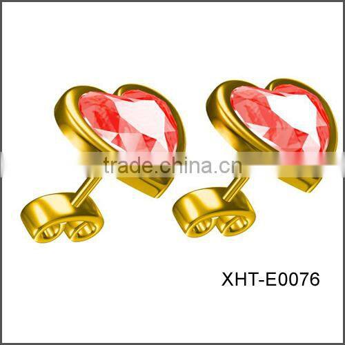 2015 Newest Titanium Gold Fashion earring with heart Zircon stone