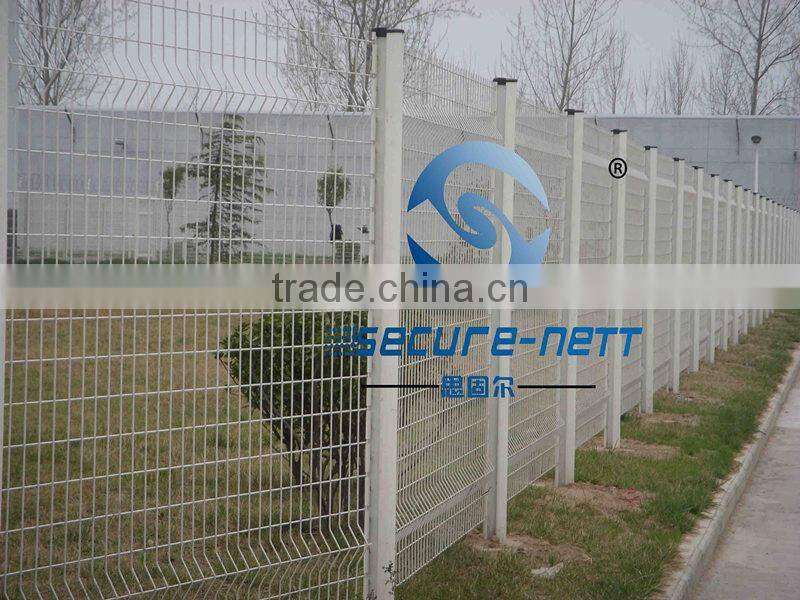 2016 hot sale 3D welded wire mesh fence/fence panels
