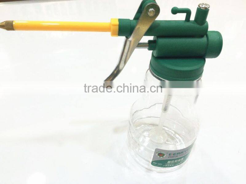 BERRYLION cheap price plastic long spout 350g with crystal tank