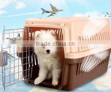 Plastic anti-skip pet transport case carrier with strong PP ABS