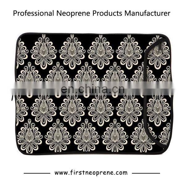 Favorite 17 inch Neoprene Pink Laptop Sleeve