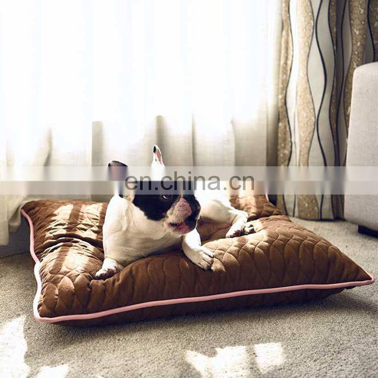 Made In China Superior Quality Premium Plush Brown Dog Bed Wholesale