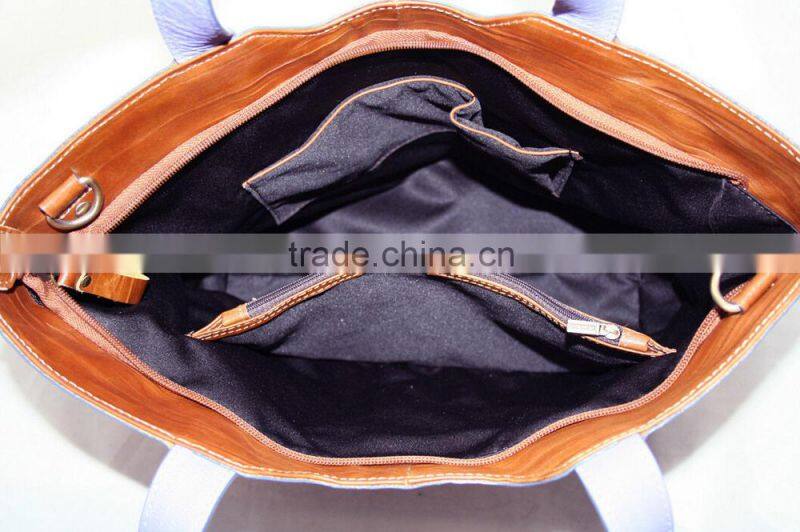 Wood grain lady leather handbag