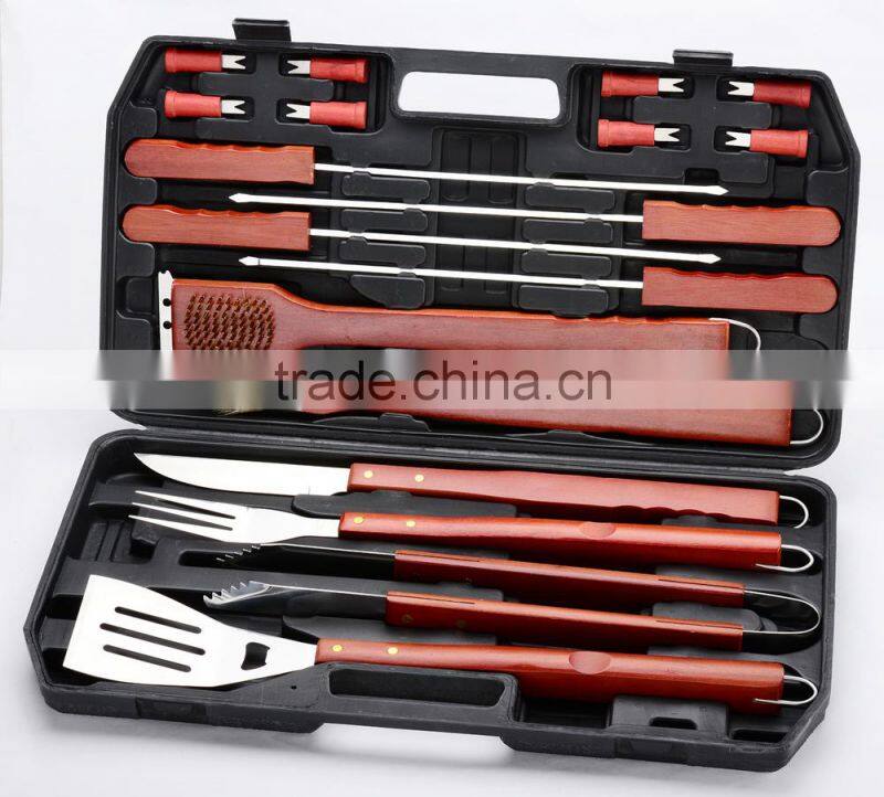 yangjiang factory manufacture stainless steel bbq tools with wood handle