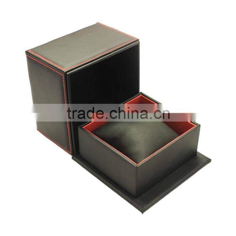 Seamed tube leather watch box with pillow