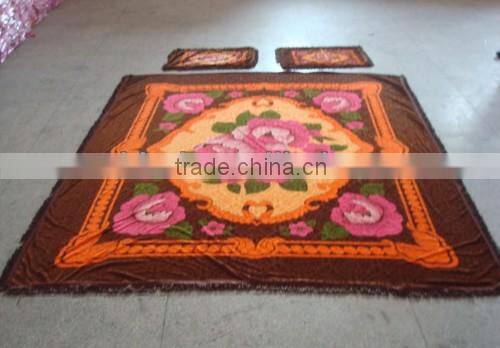 3pcs 100% polyester emboss flower print velvet bedsheet set