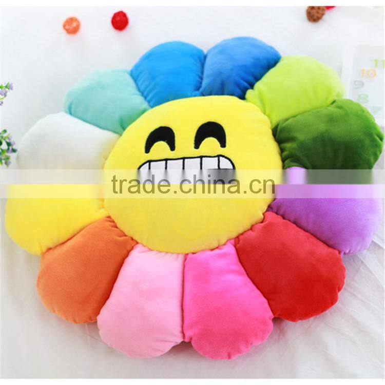 2015 Hot selling lovely plush custom whatsapp emoji pillow flower decorative pillow