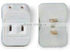 US 125V 15A one 2-prong polarized 1-15p outlet into 3 polarized 1-15R outlet