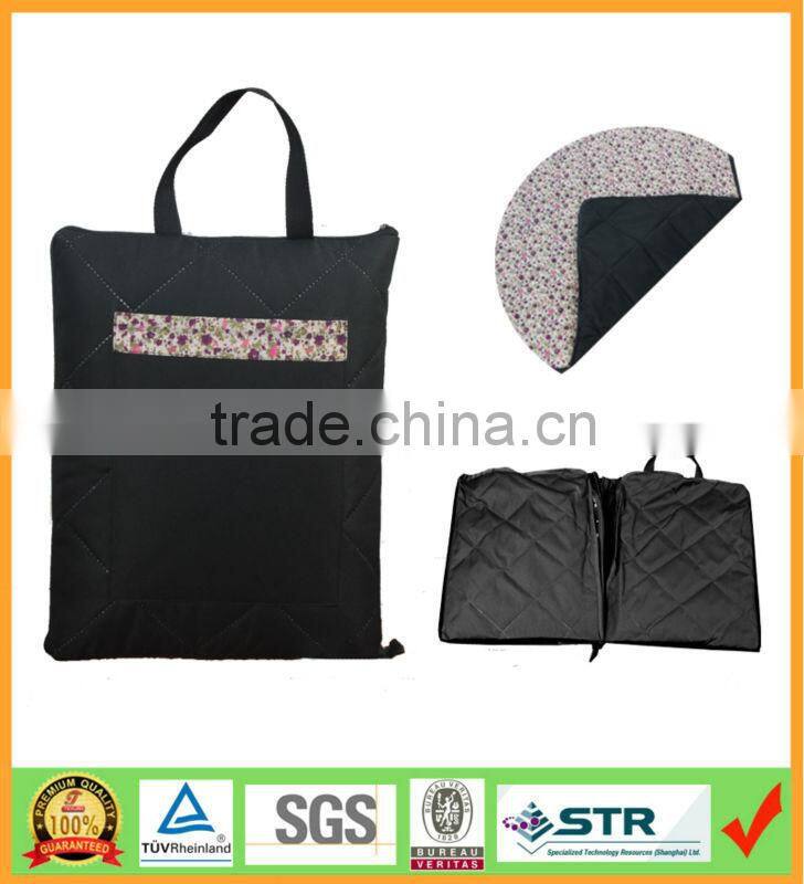 3-ply Quilted Foldable Outdoor Waterproof Nylon Beach Picnic Blanket Emergency Blanket Tote Park Mat