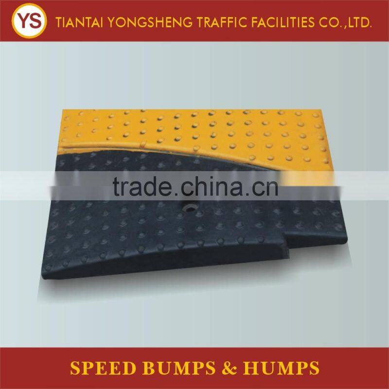 Road Safety Reflective Rubber Speed Humps / sleeping policeman